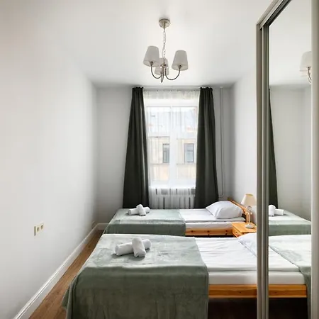 아파트 Cozy 2 Bedroom In Centre *