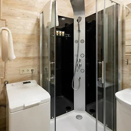 Cozy 2 Bedroom In Centre * Riga