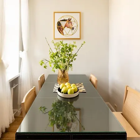 公寓 Cozy 2 Bedroom In Centre